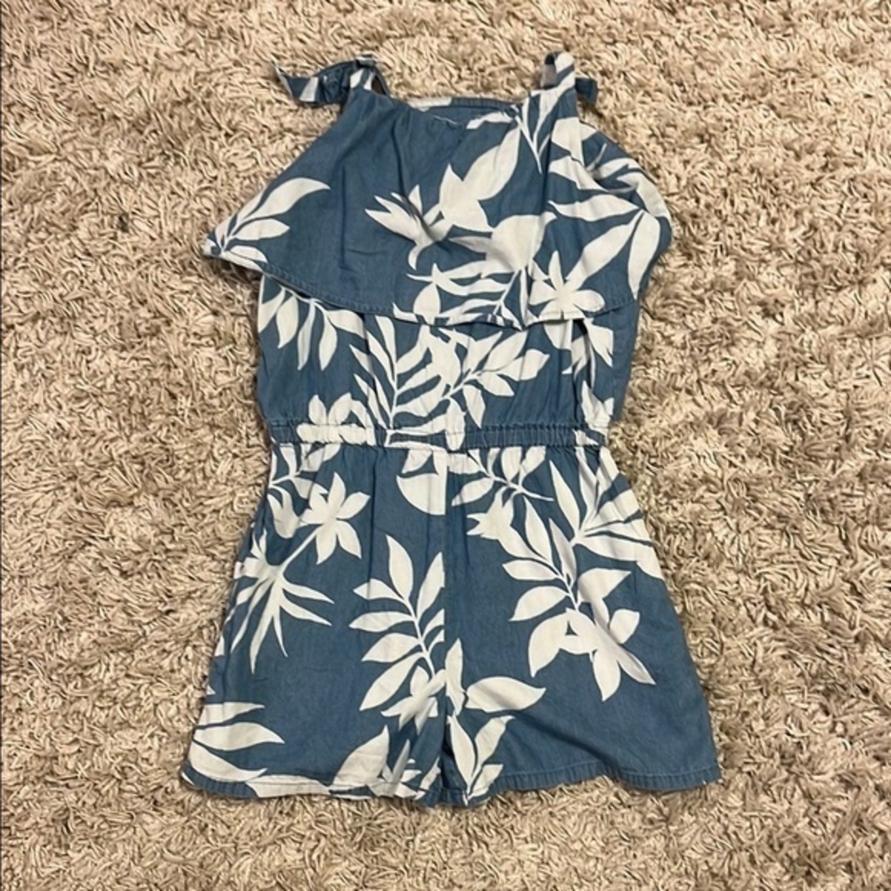 Old Navy Blue and White Leaf Print Kids Romper